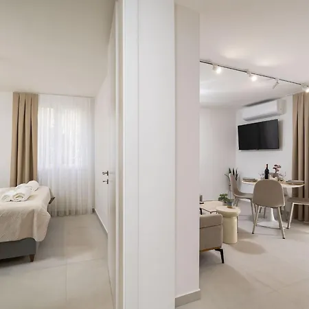 아파트 Modern Escape - Two Bedroom With Balcony 두브로브니크