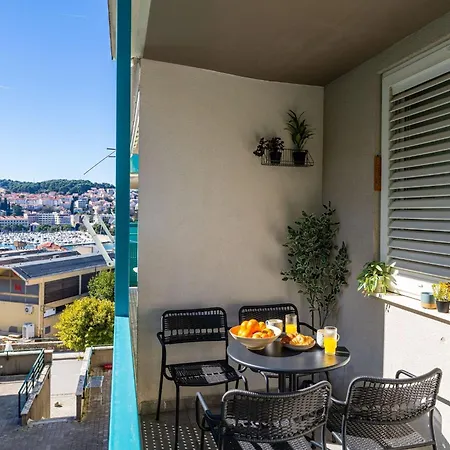 Modern Escape - Two Bedroom With Balcony * 두브로브니크