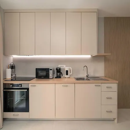 Lägenhet Modern Escape - Two Bedroom With Balcony Dubrovnik