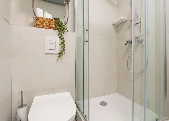 Modern Escape - Two Bedroom With Balcony Dubrovnik