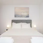 Apartman Modern Escape - Two Bedroom With Balcony Dubrovnik