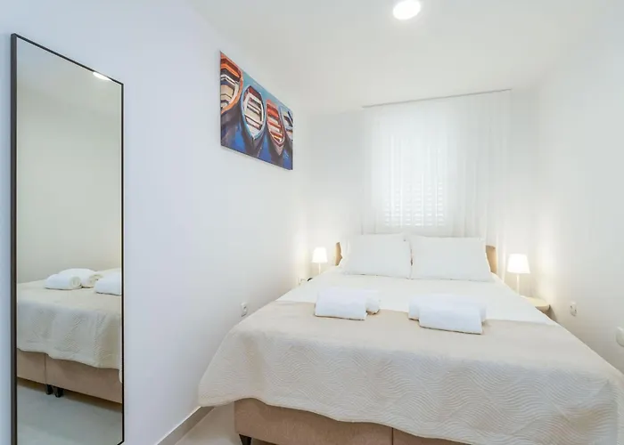 Apartament Modern Escape - Two Bedroom With Balcony Dubrownik